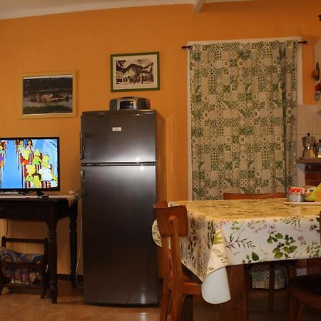 Casa Marconi Casa Vacanze Cesara Εξωτερικό φωτογραφία